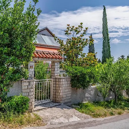 Pimpinella Guest house