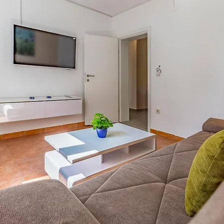 Guest house Pimpinella 3*